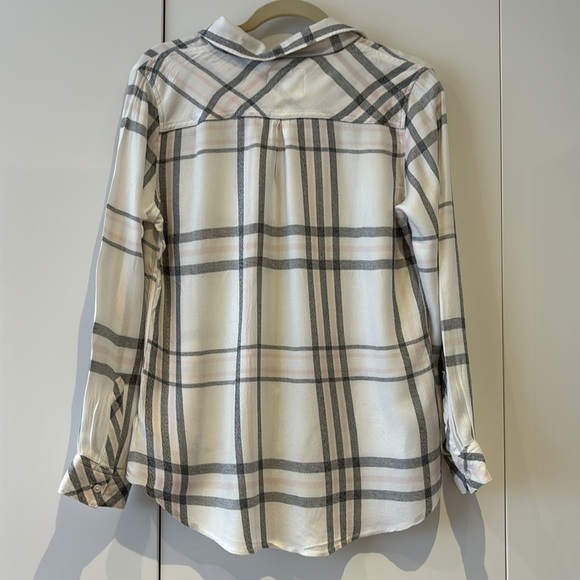 *SOLD* - VGUC - Rails Hunter Shirt - Medium - Picture 4 of 14